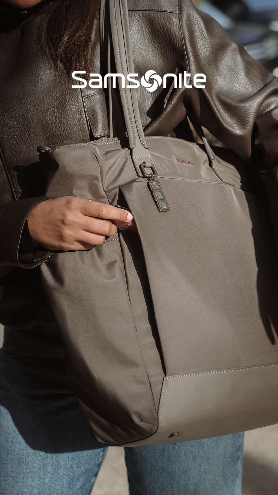 Samsonite Facebook ad