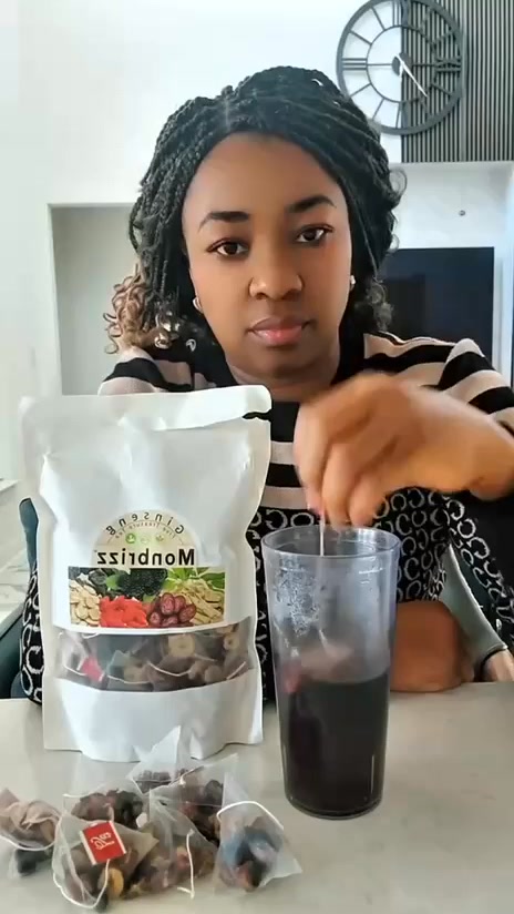 Mullienwellness drop Facebook ad: BUY 2 GET 1 FREE +FREE DELIVERY NATIONWIDE