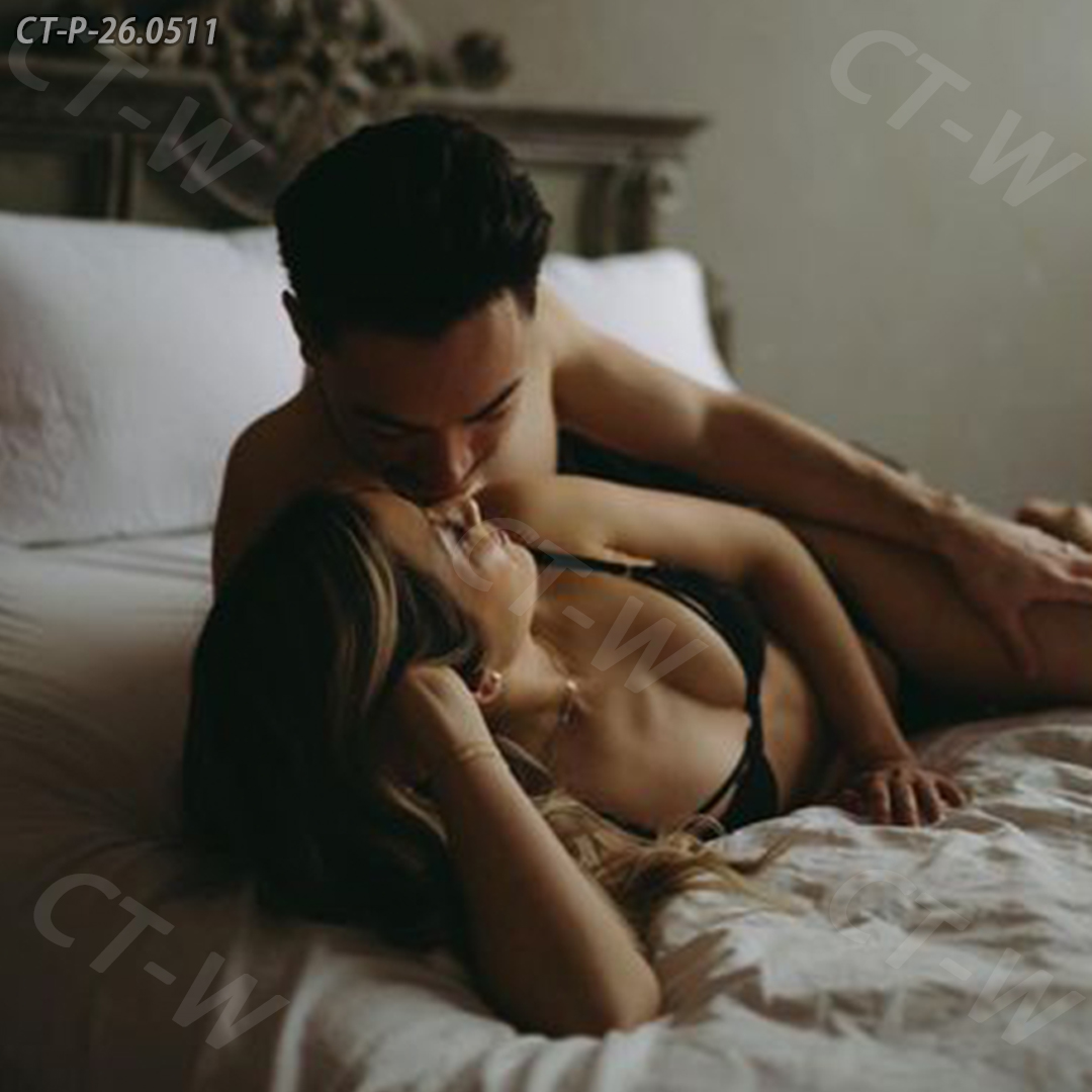 Hot Novel Book9-ct Facebook ad