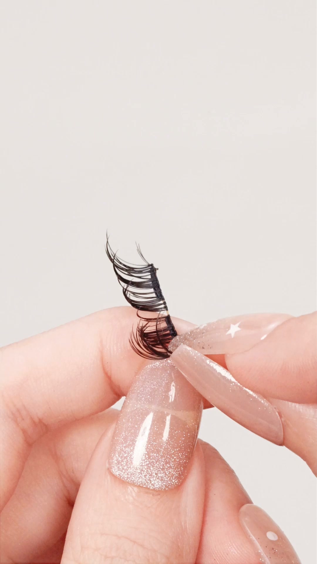 WosadoOfficial Facebook ad: Damage-free for your lashes