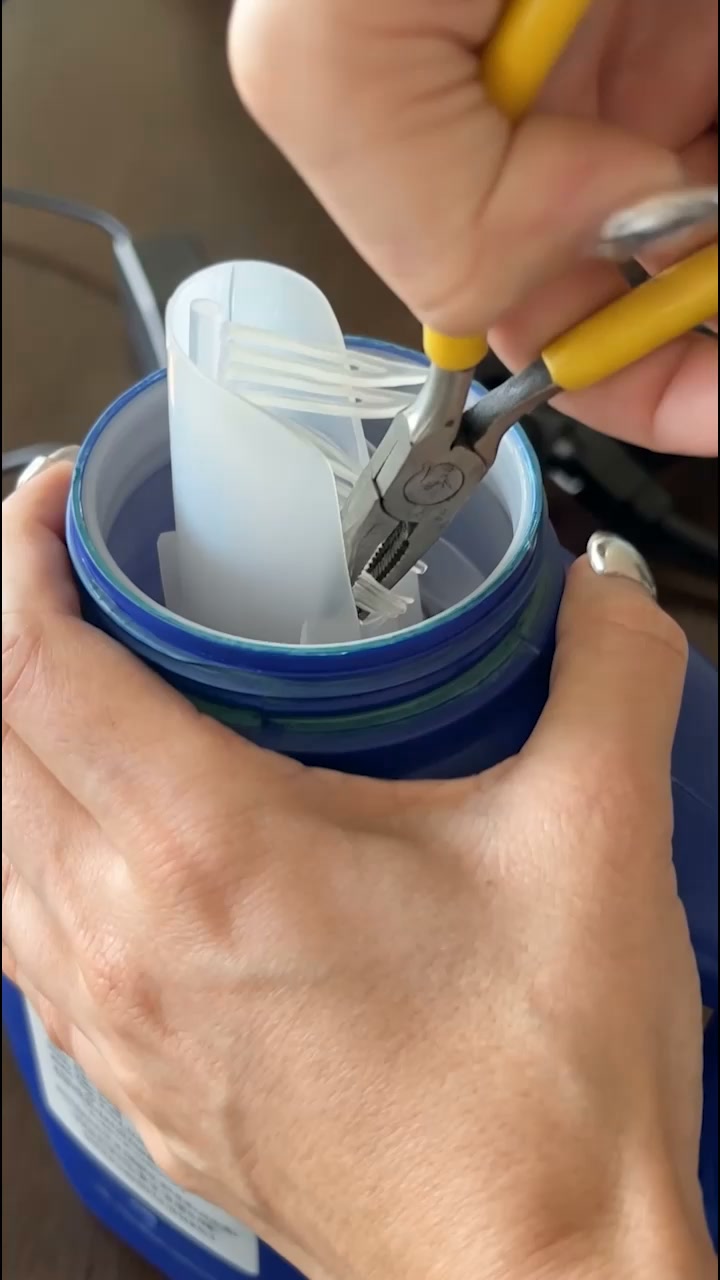 Earth Breeze Facebook ad: 3 Washing Tips Everyone Should Know