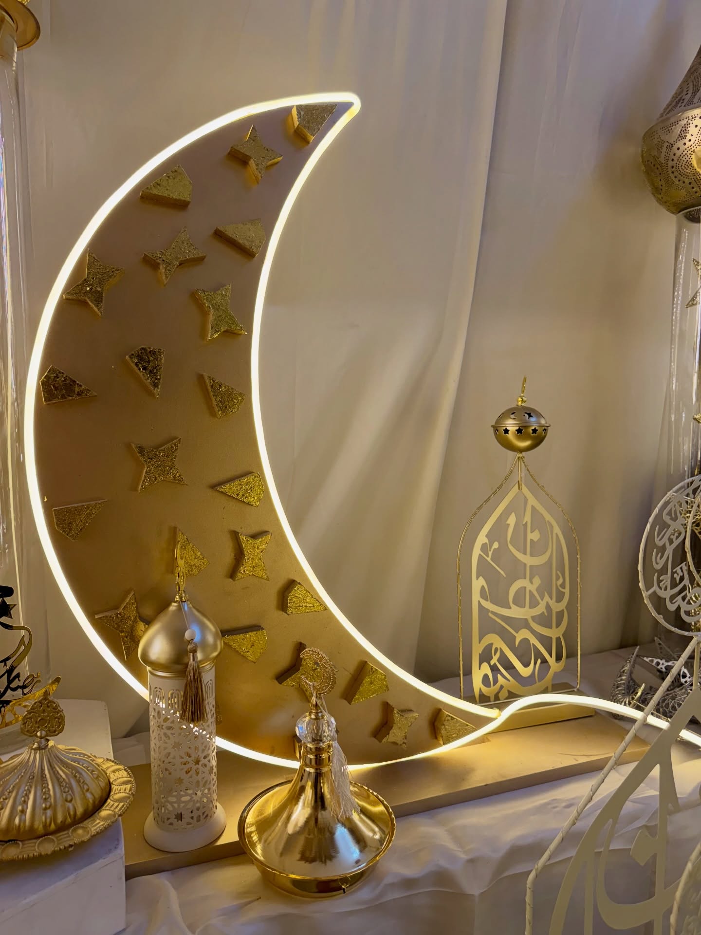 Artshop Seasonal Decorations Facebook ad: A few days to Ramadan