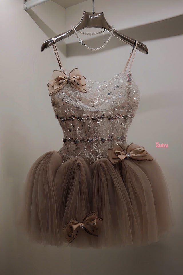Amber Design Hà Nội Facebook ad: Thế hệ richkid nổi loạn