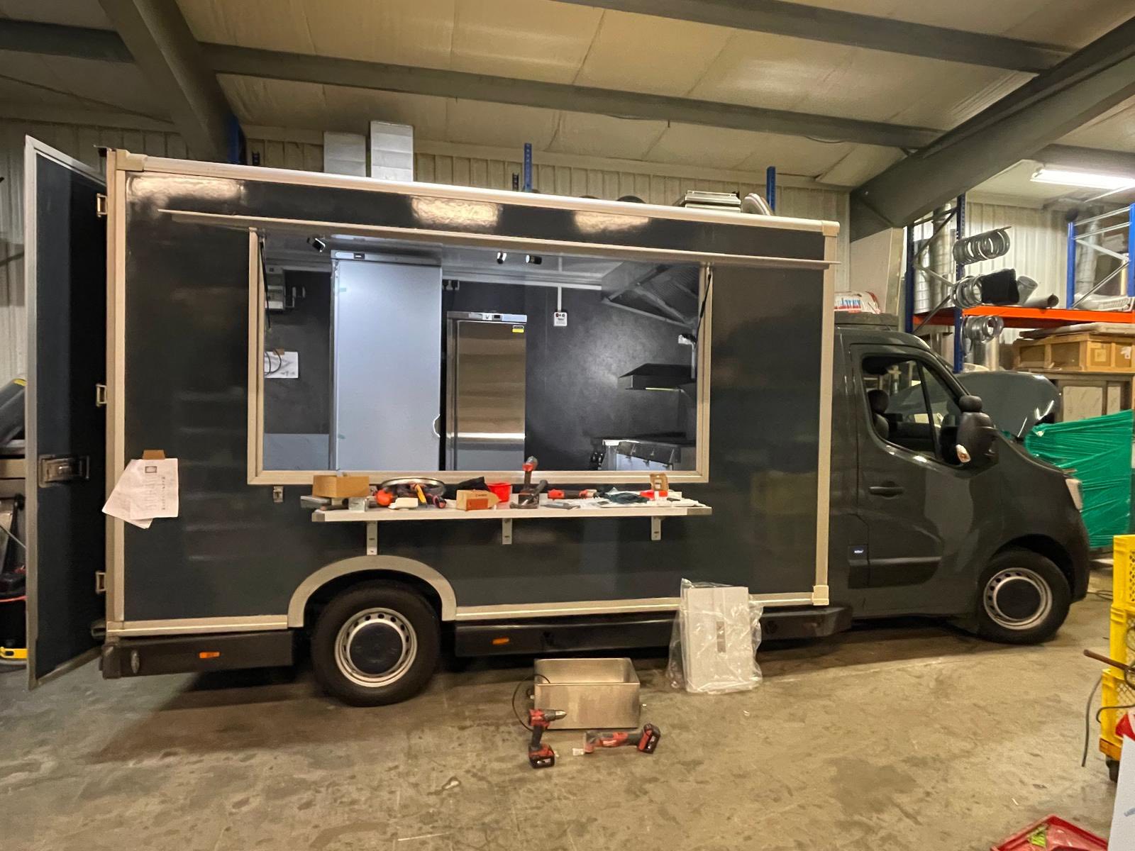 Trendchef Facebook ad: Te koop bij TrendChef, lease mogelijk (ook operationeel…