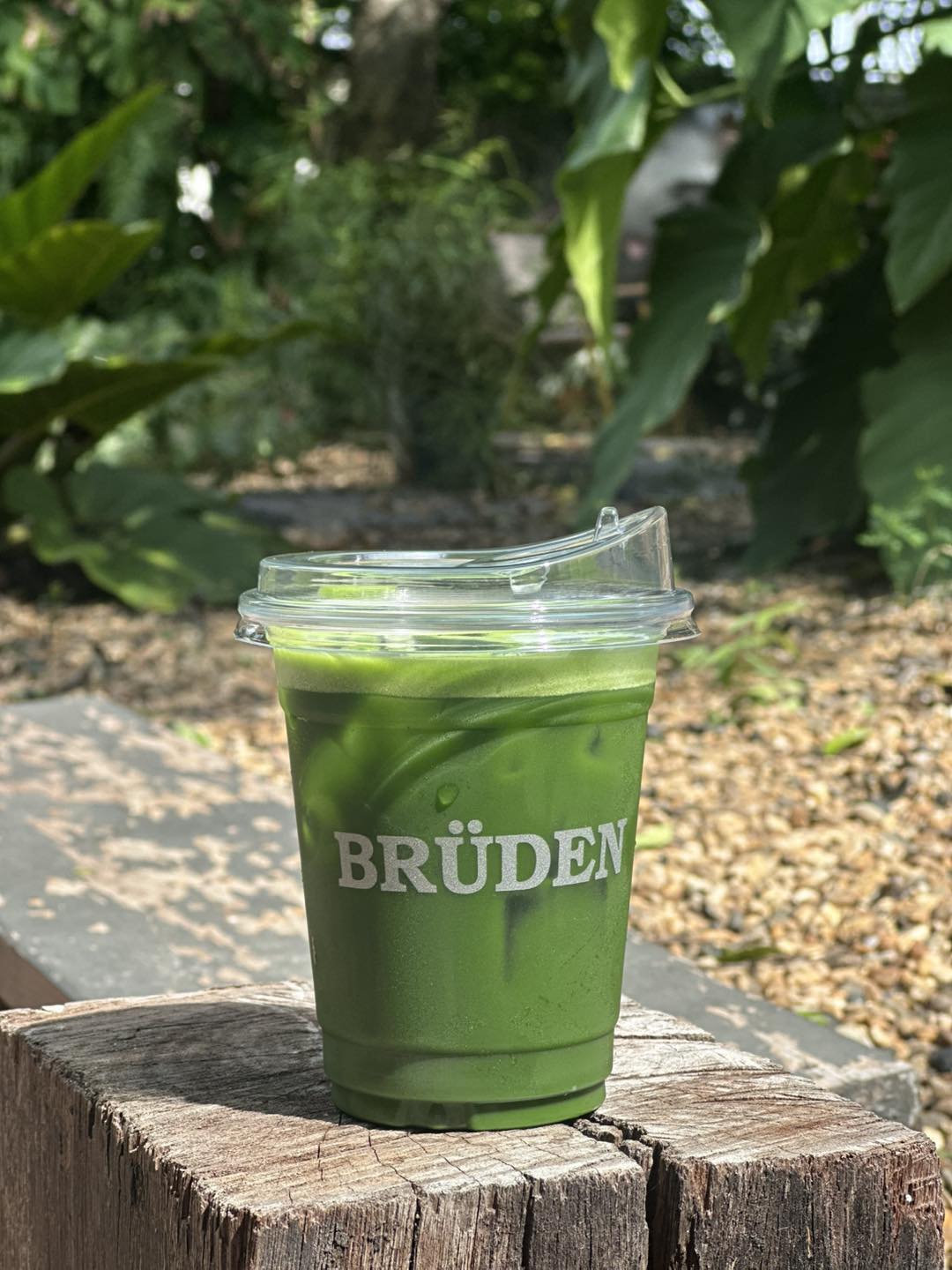 Bruden Café -Suphanburi Facebook ad