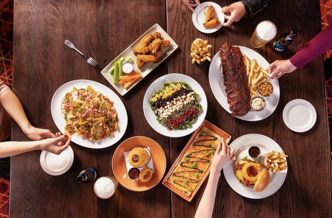 Hard Rock Cafe St.Kitts Facebook ad: Goof food. Great drinks.