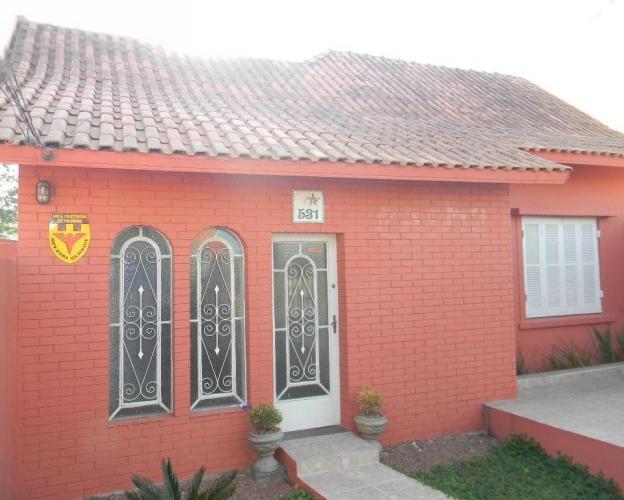 Imovelweb Facebook ad: Você ainda está procurando uma casa para chamar…