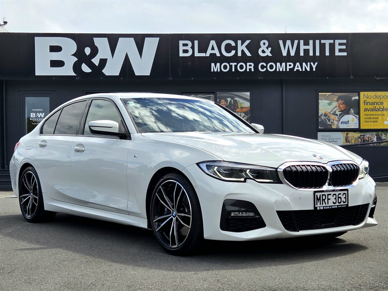 Black & White Motor Company Facebook ad: 2020 BMW 330i Motorsport, NZ New