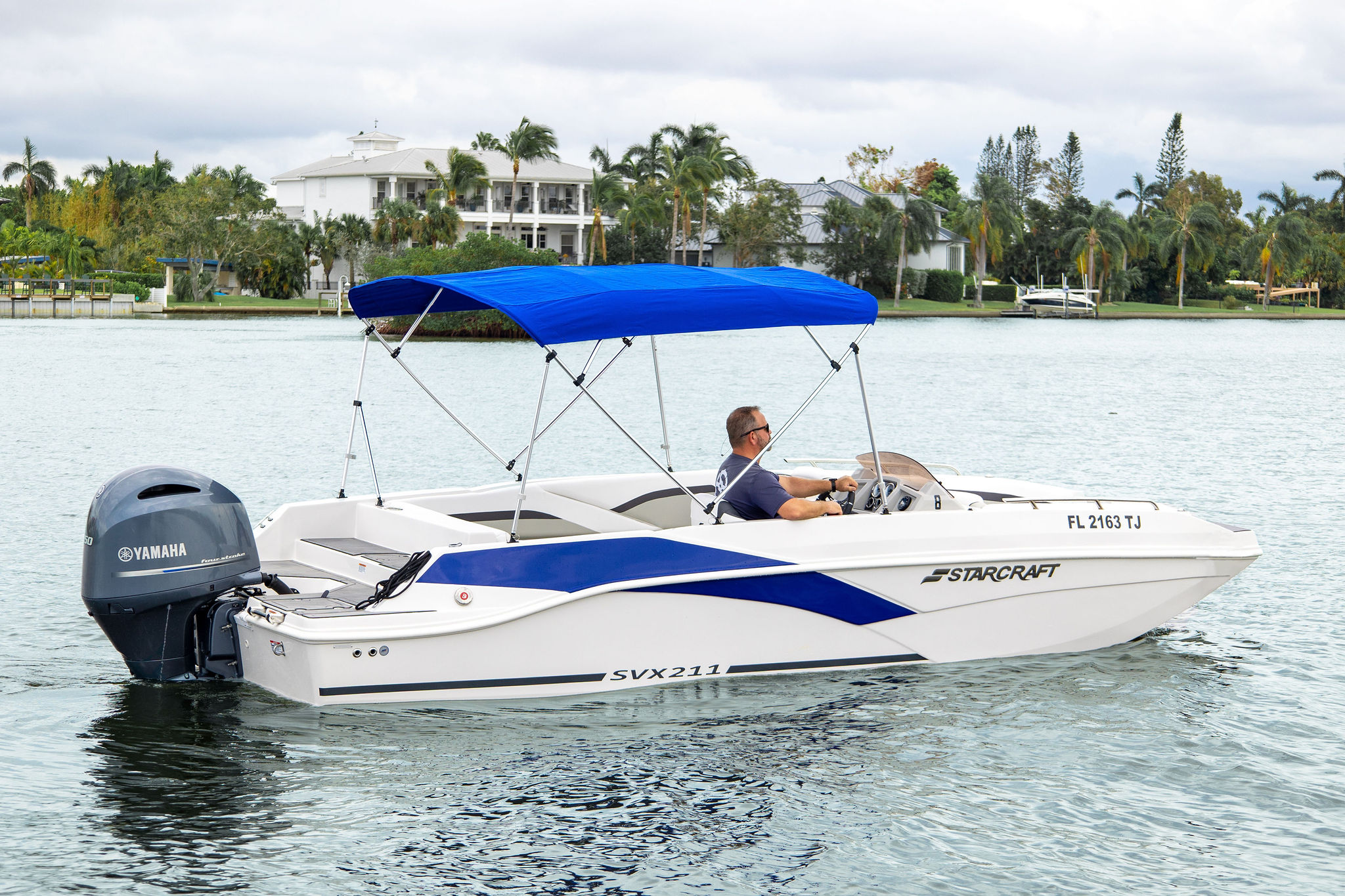 Safe Harbor Siesta Key Facebook ad: Premium pontoon & deck boat rentals available on…