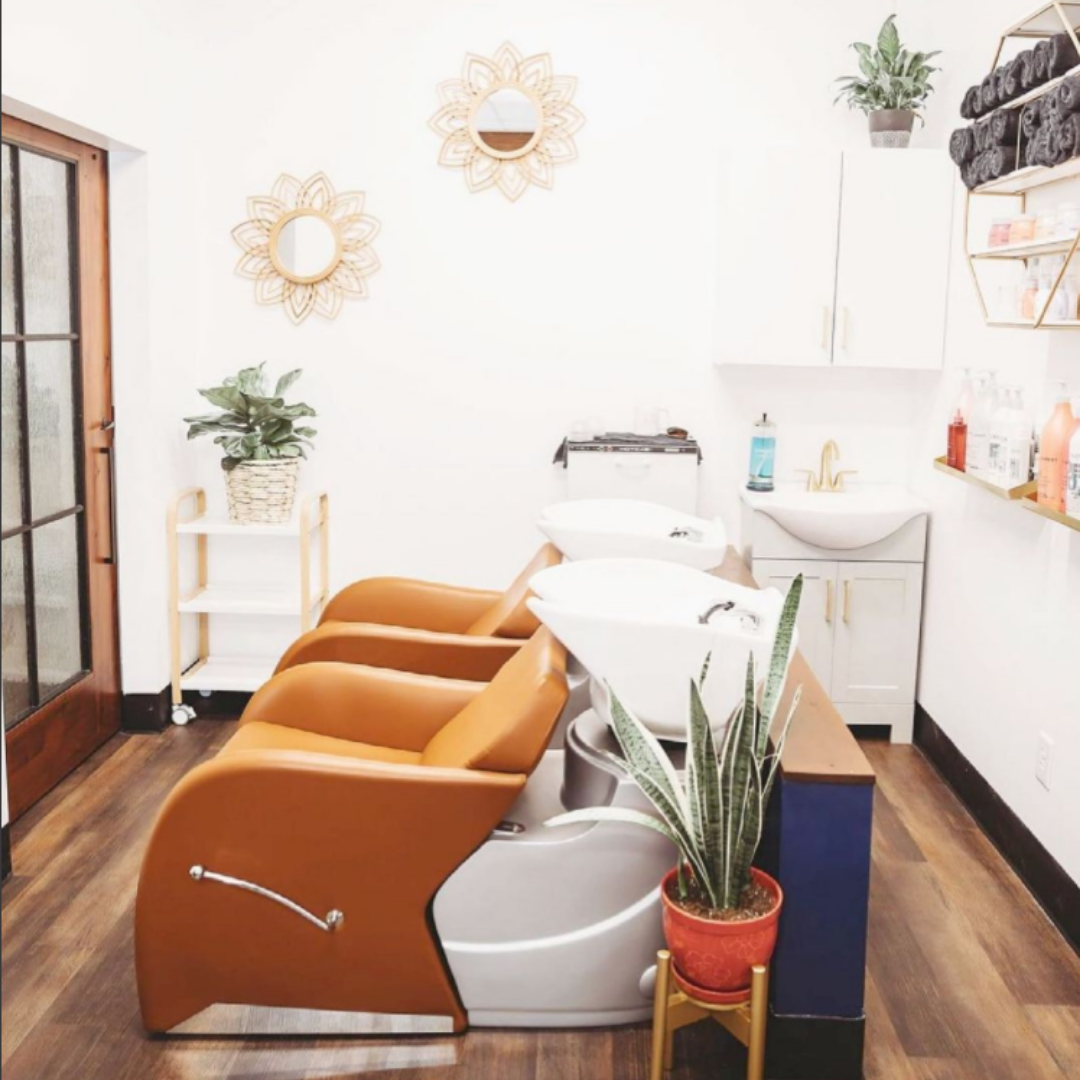 Salons by JC Saint Louis Galleria Facebook ad: Fully-Equipped & Move-in Ready