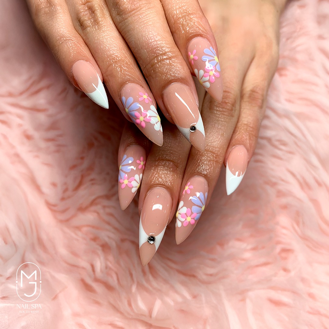 MJ Nails & Lashes Southwest Facebook ad: MJ Nail Spa South West