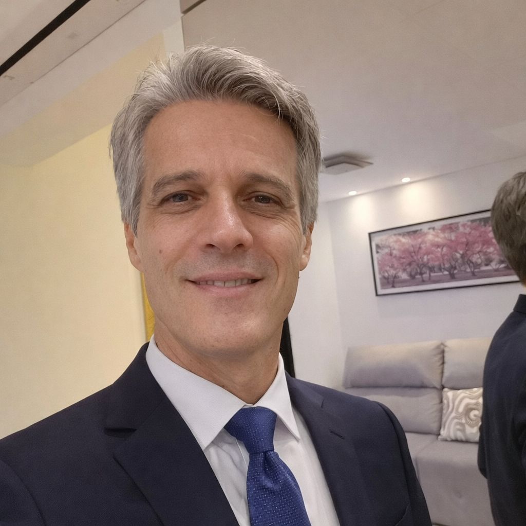 Dr Jefferson Alves Clínica Emagrecer com segurança Facebook ad: Dr Jefferson Alves, com mais de 10 anos…
