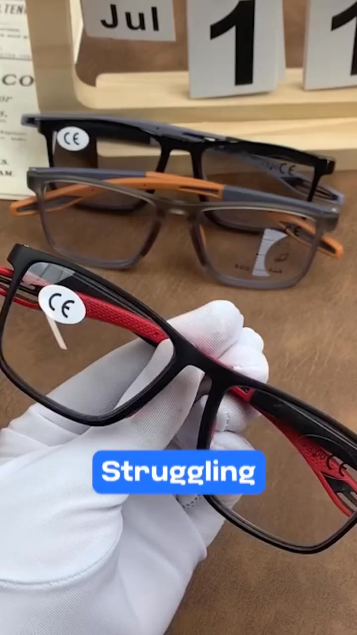 Huntly.Pk Facebook ad: Titanium progressive far and near dual-use reading glasses