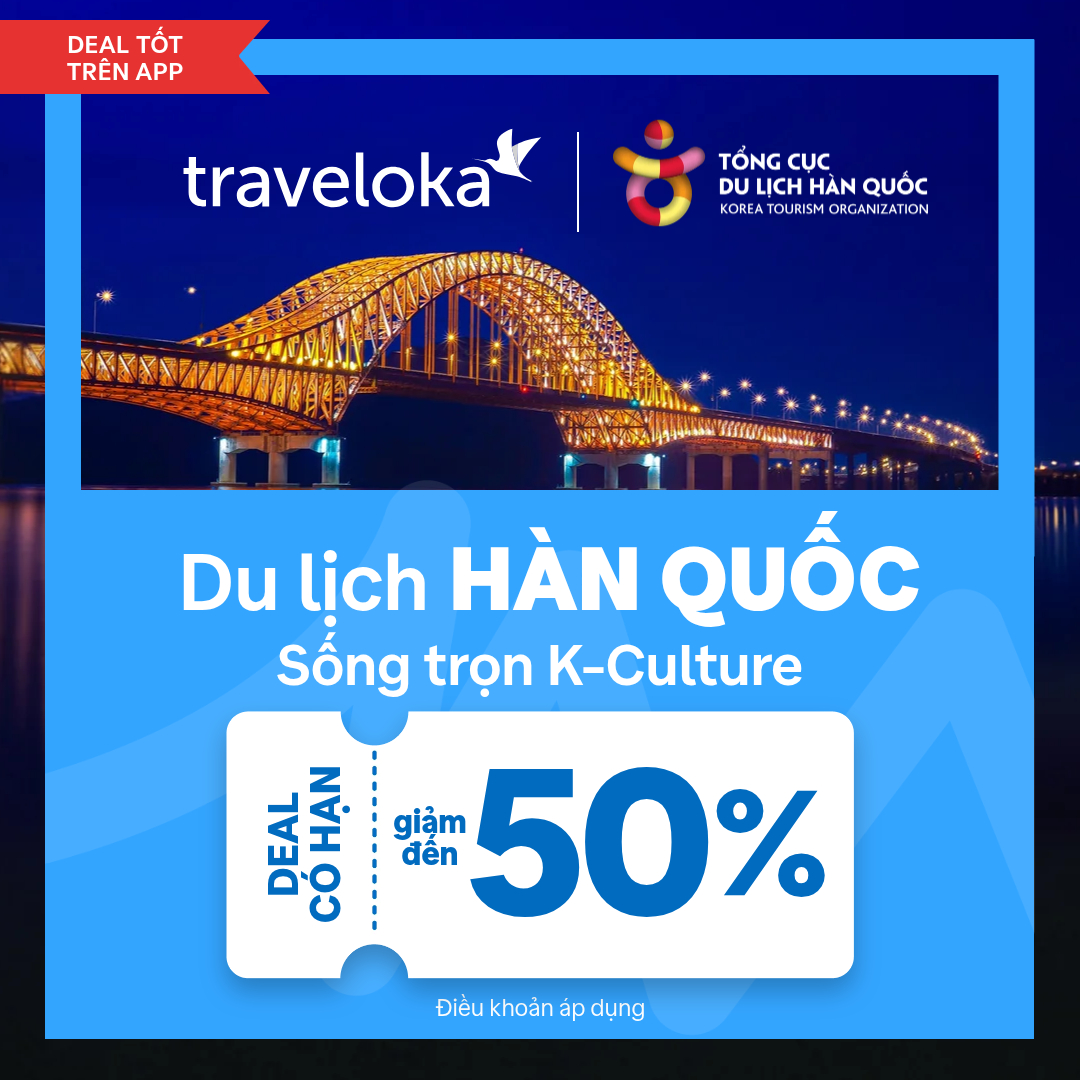 Traveloka Vietnam Facebook ad from May 21, 2026