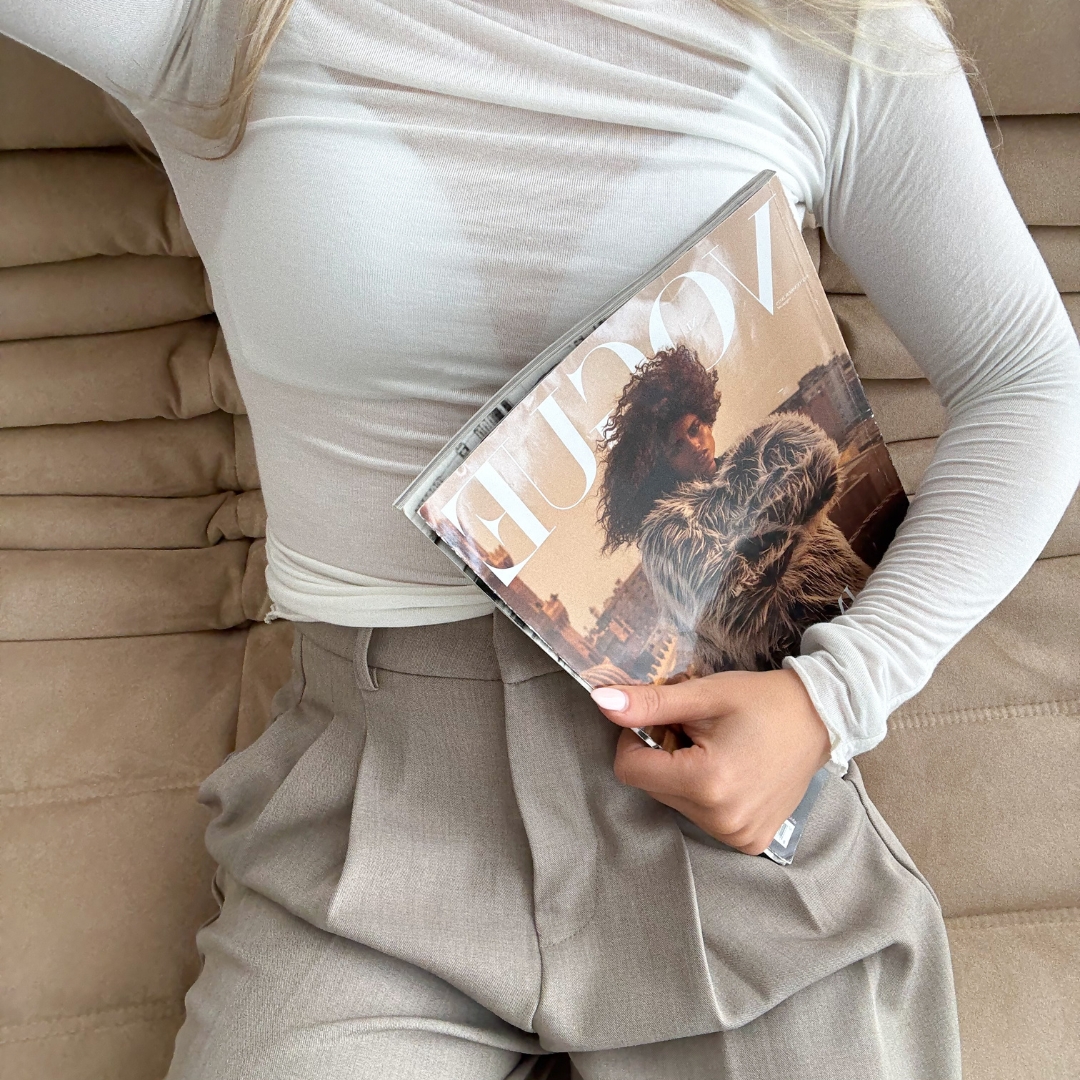 Olivia & Kate Facebook ad