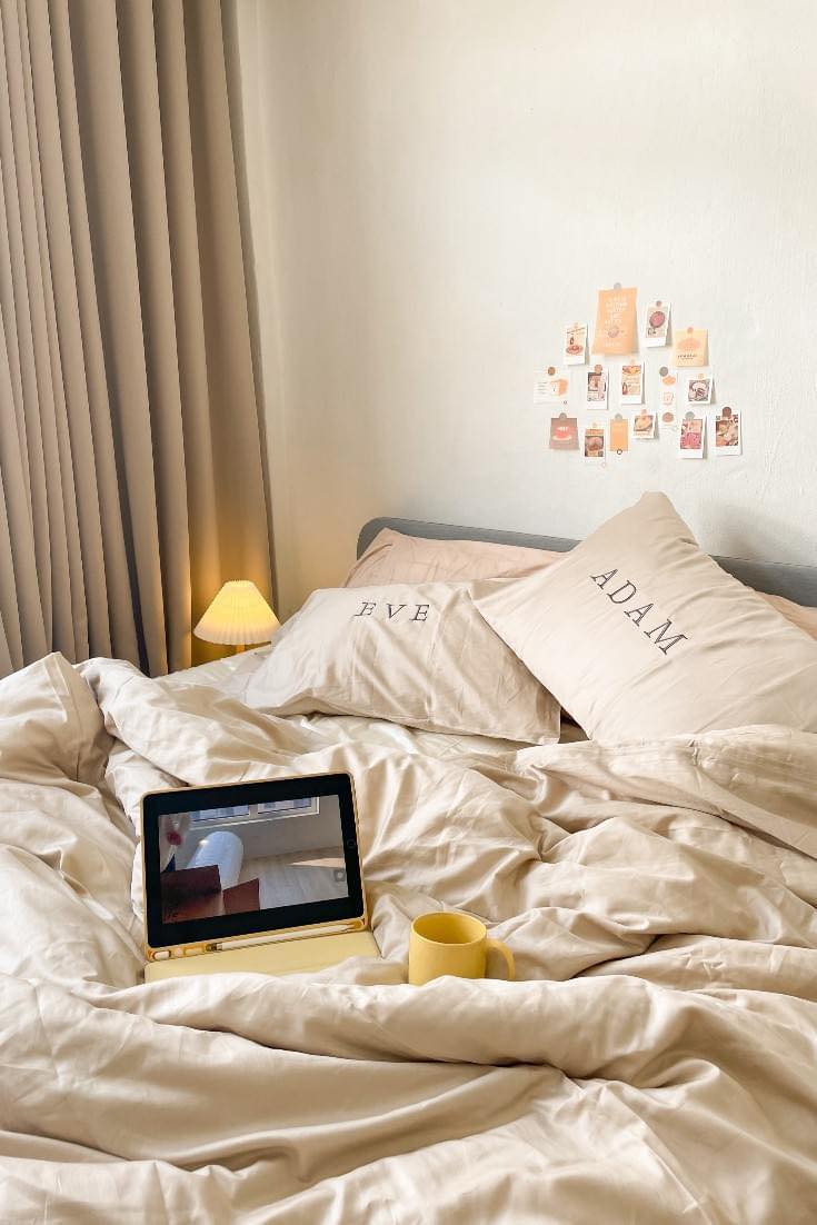 Beneath. Luxury Bedding Facebook ad