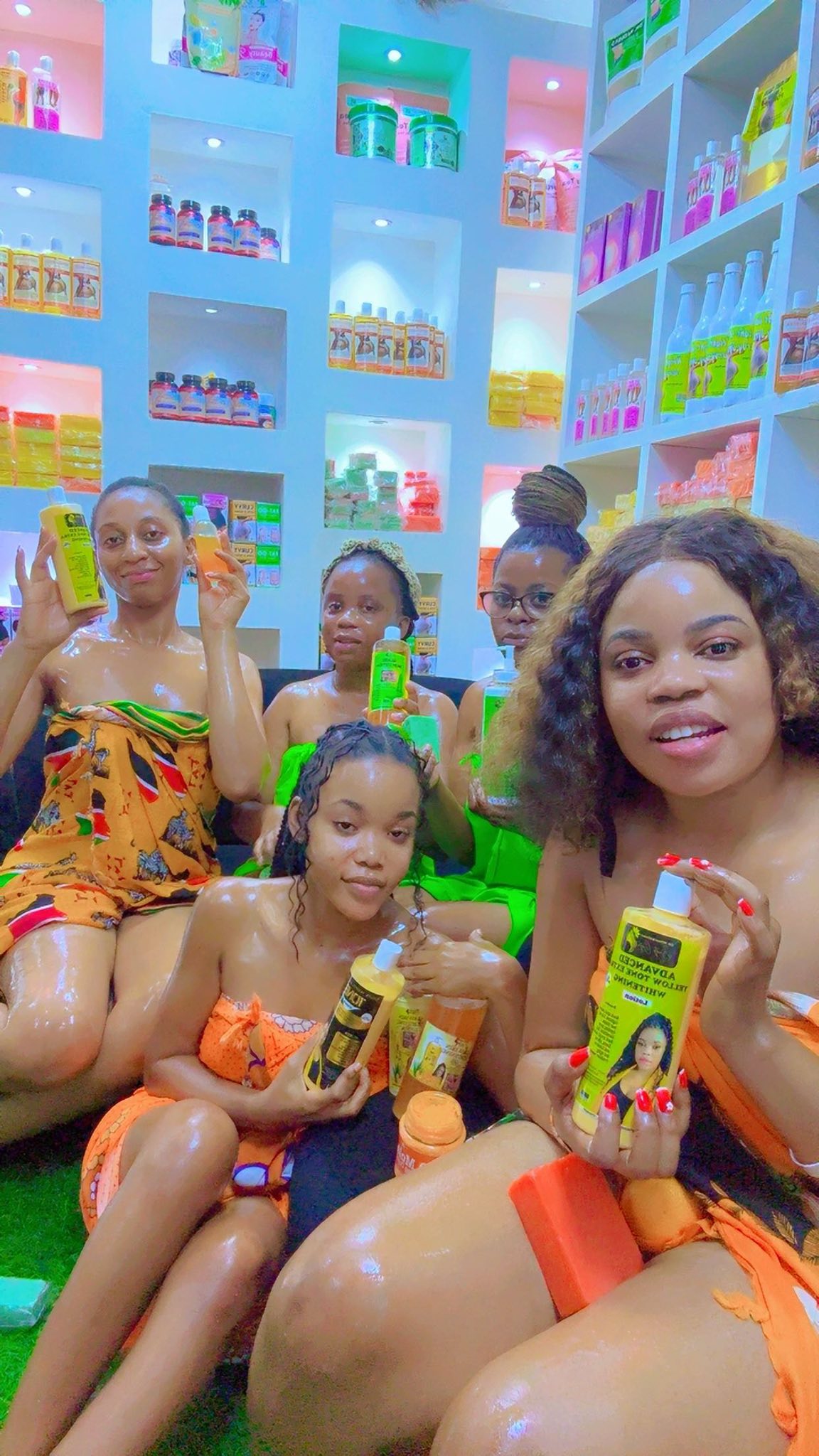 Ritah katana beauty center Facebook ad: GLASS SKIN PCKS ARE DISCOUNTED & facials are…