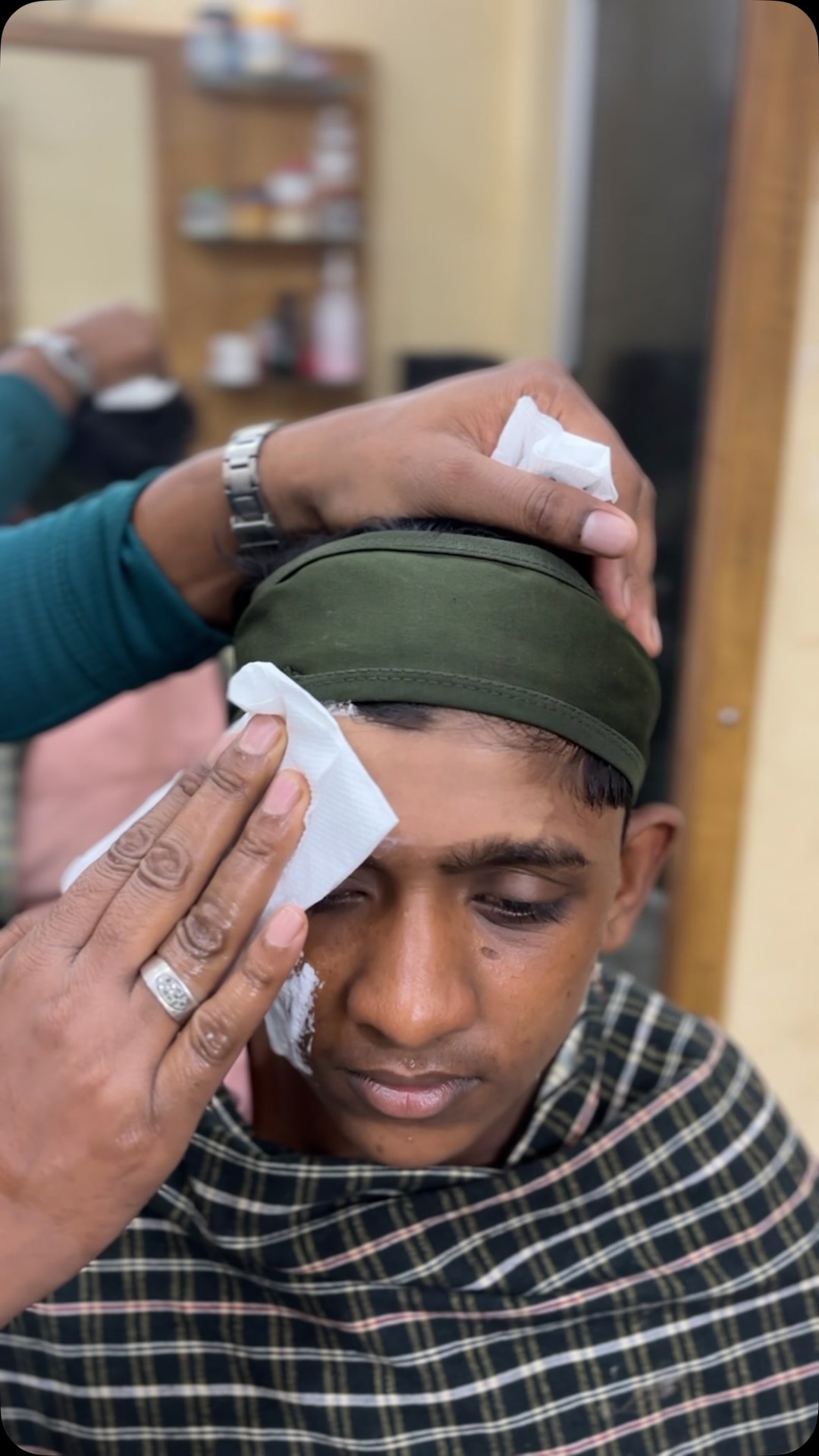 Niconi Facebook ad: In our salon, we always believe in testing…