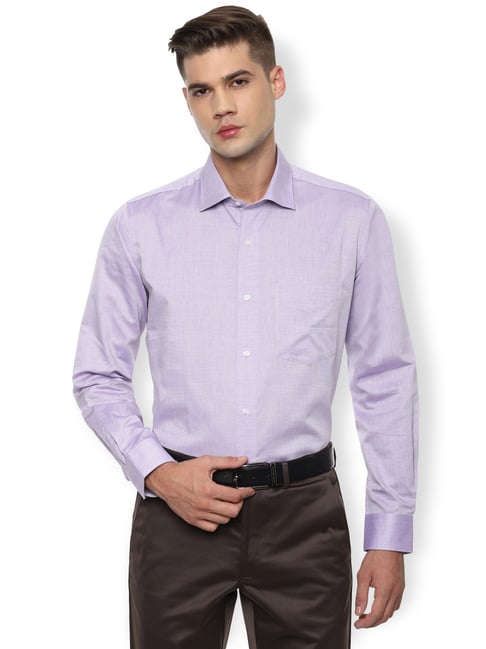 Tata CLiQ Fashion Facebook ad