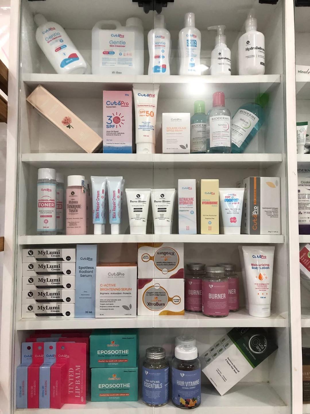 The Crystal Skin Care & Cosmetics  Facebook ad