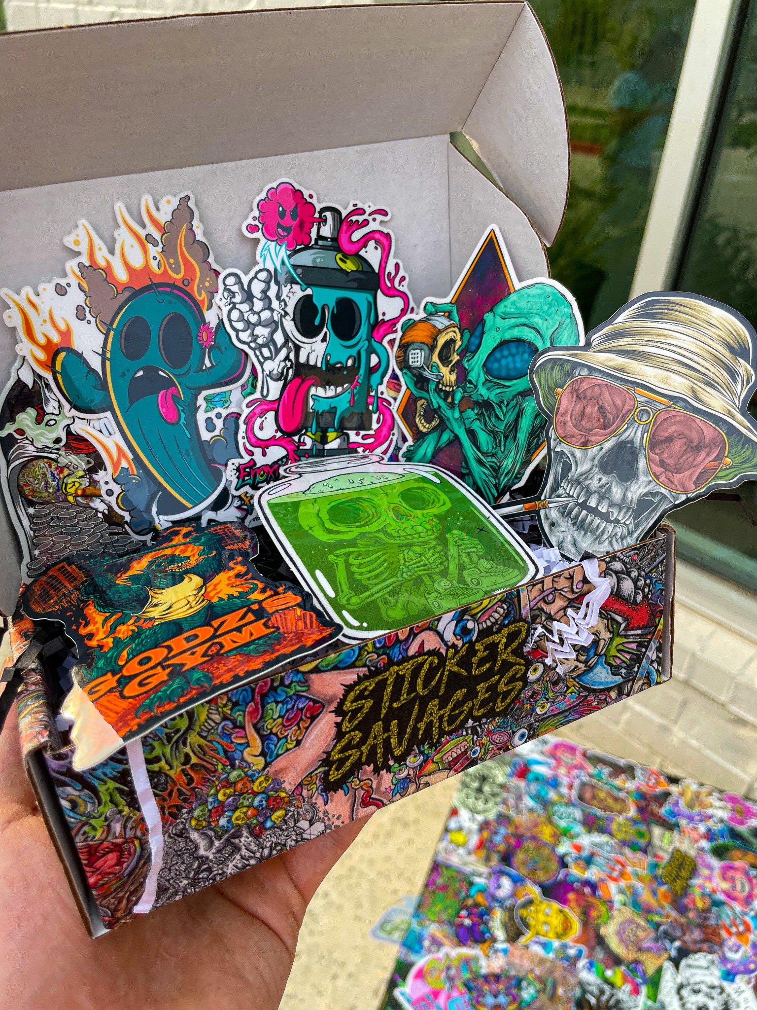 Sticker Savages Facebook ad: FREE COLLECTABLE BOX