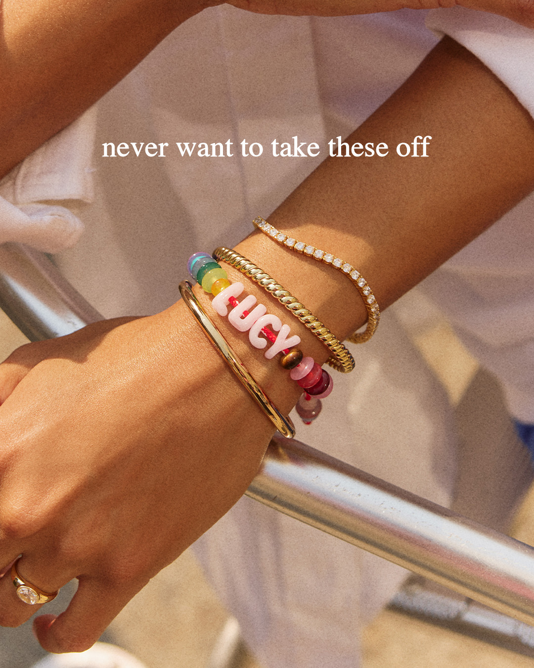 BaubleBar Facebook ad