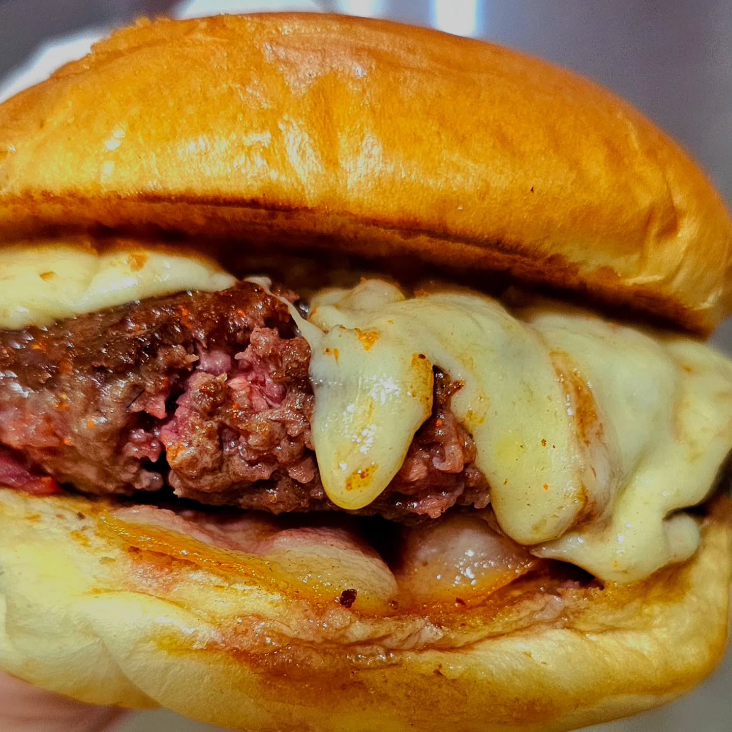 Myths's Burger & Chickens Facebook ad
