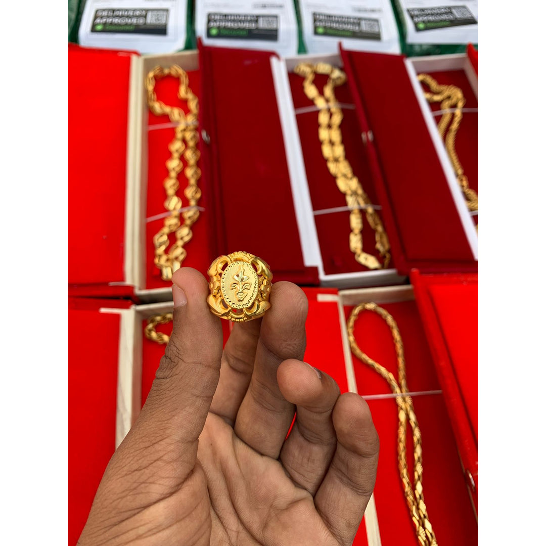 CHAIN HOUSE Facebook ad