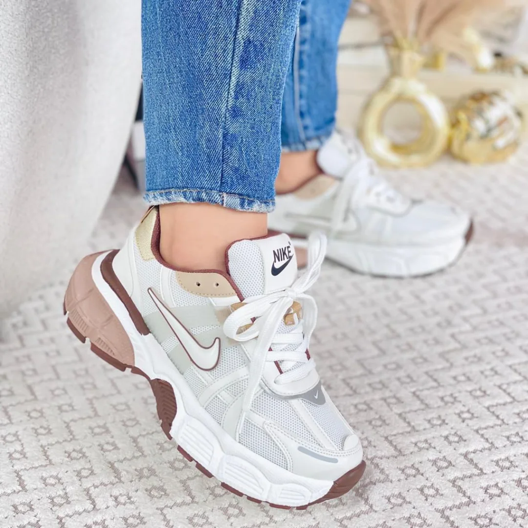 hellashoes20 Facebook ad