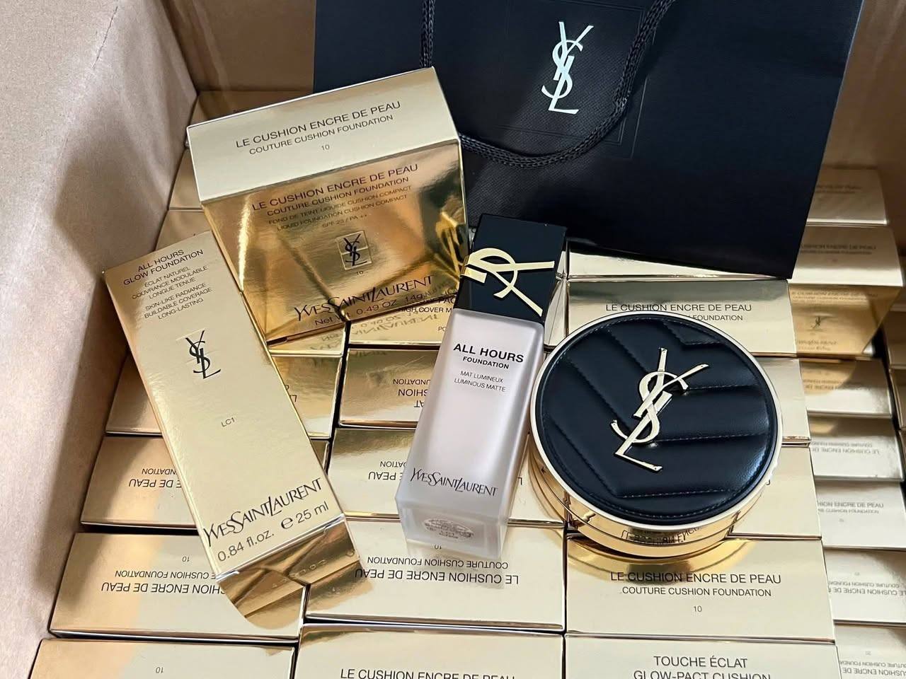 Valentine Luxury Cosmetics Facebook ad