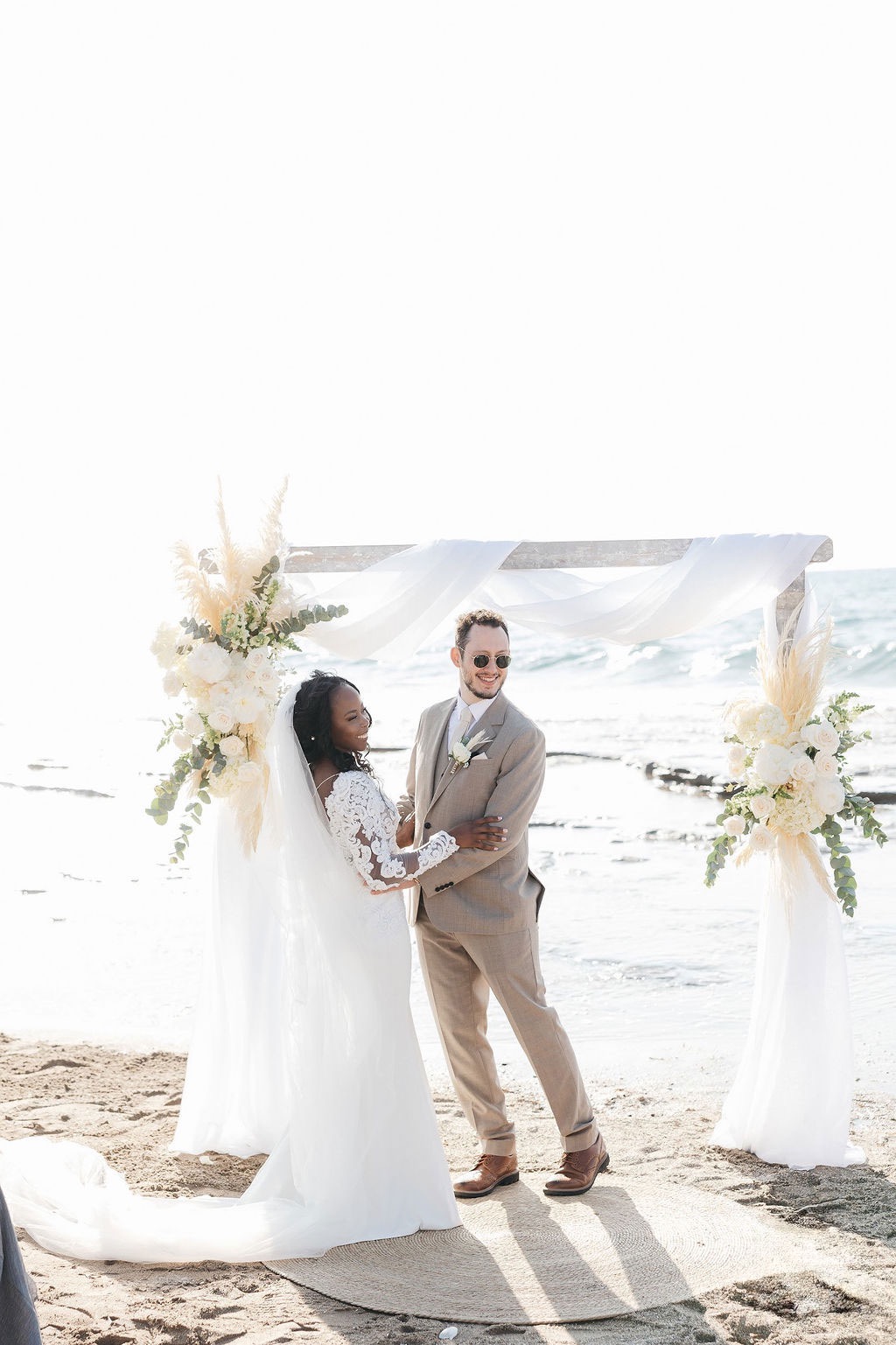 Paraplous Crete Weddings Facebook ad