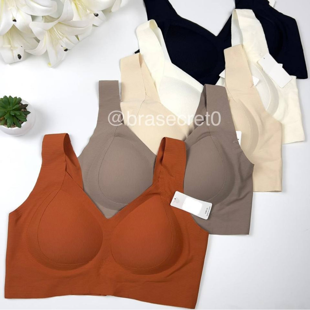 Bra secret Facebook ad: البراهات السوفت لا غنى عنها ف الصيف و…