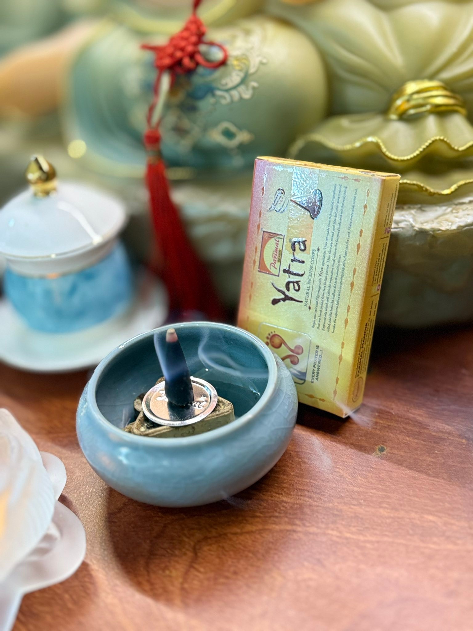 MeoTuyet Shop- Kho Nhang Trầm Hương Ấn Độ- Tinh Dầu Ấn Độ Facebook ad: Có những ngày chỉ cần thắp một nén…