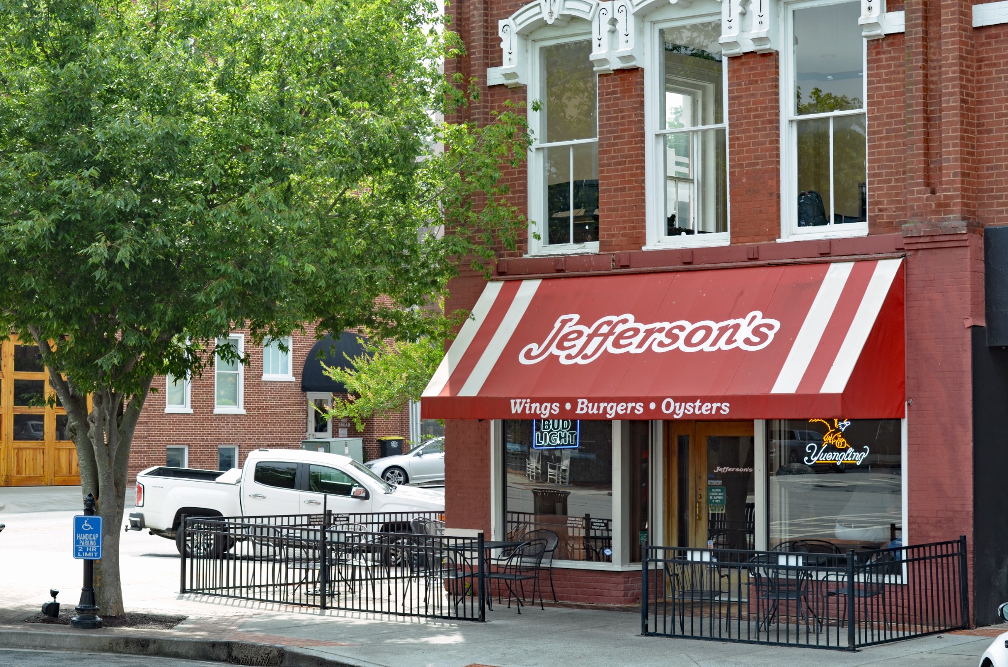 Jefferson's Facebook ad: Own a Jefferson's franchise from $282K*