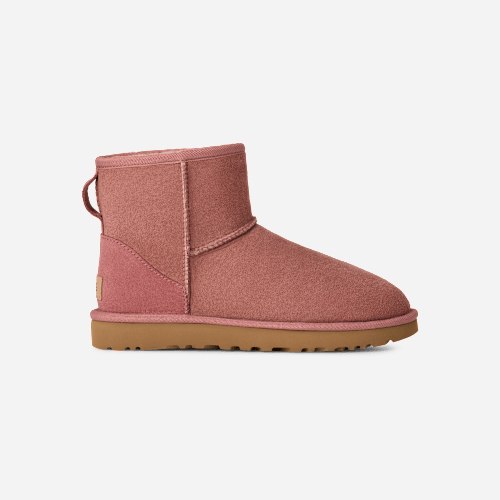 UGG Facebook ad