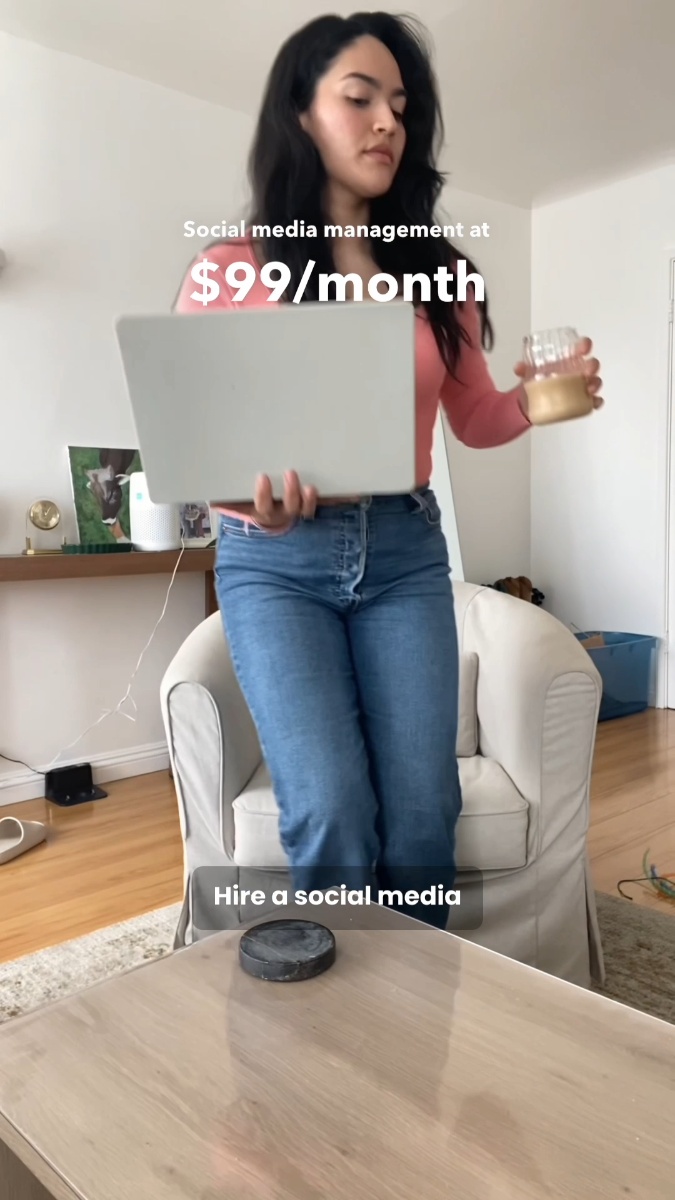Feedbird Facebook ad: Stop Stressing, Let Us Handle Your Socials