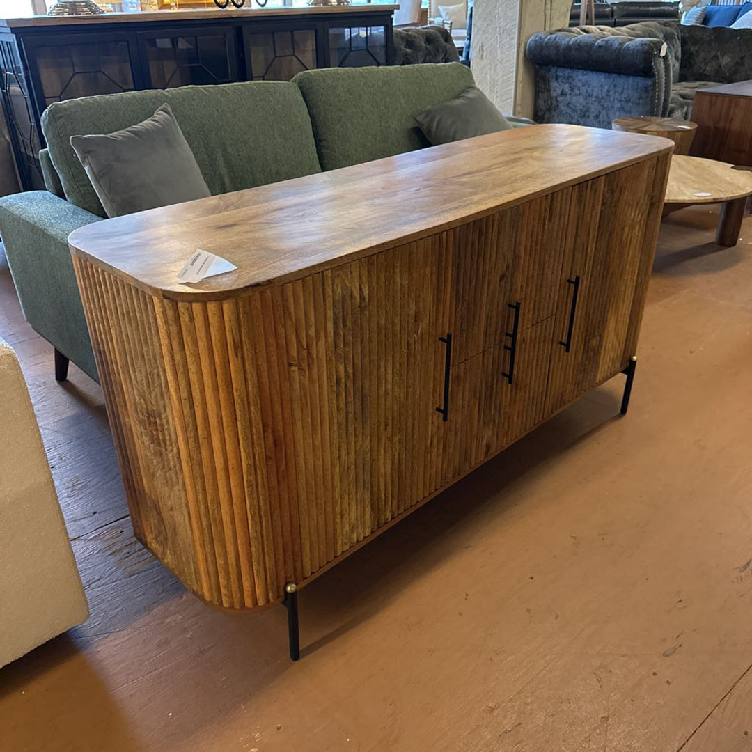Ballard Consignment Store Facebook ad