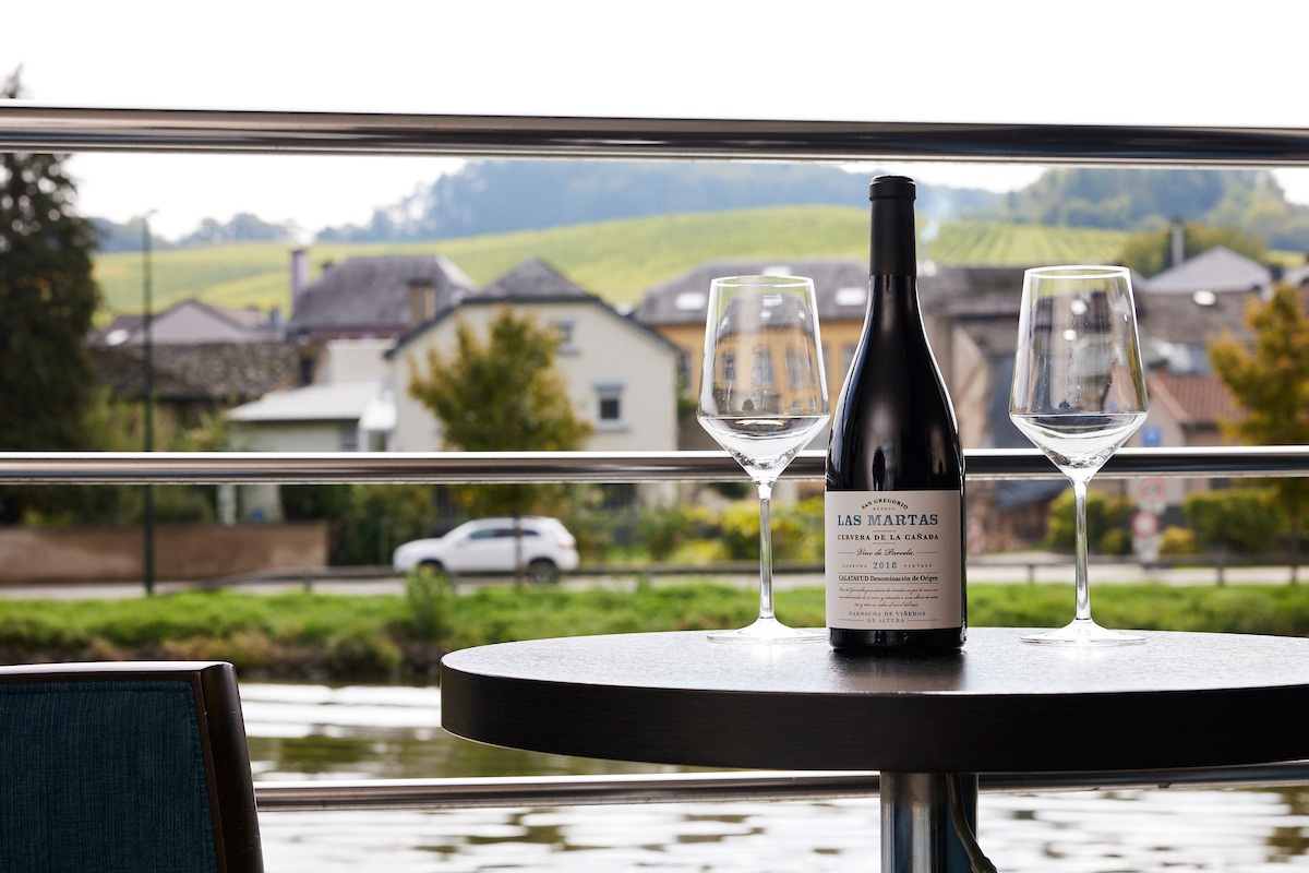Avalon Waterways Facebook ad