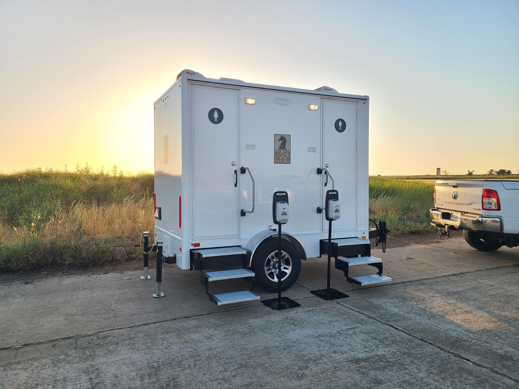 Dark Horse Rentals Facebook ad: Message Us Here!