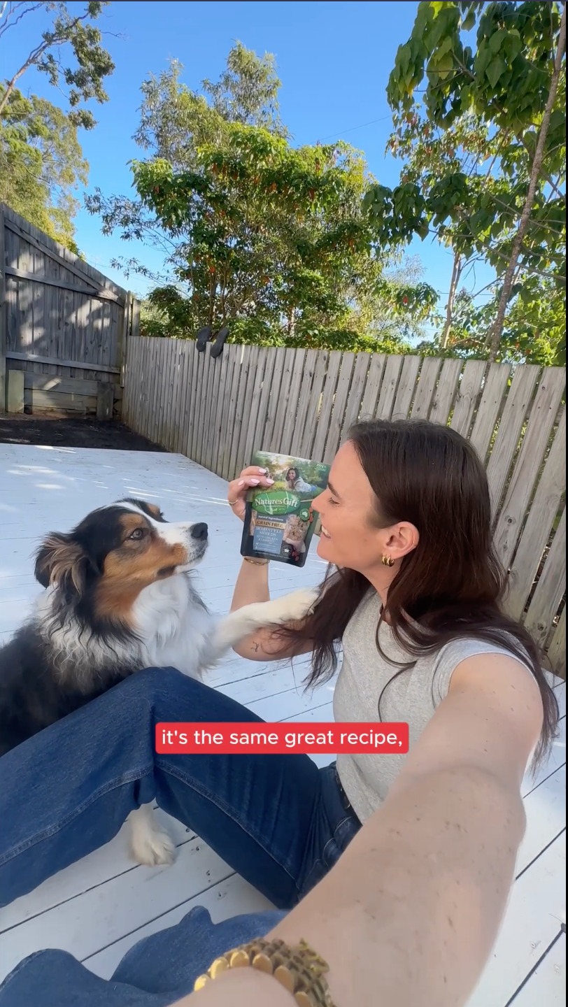 Coles Facebook ad: Nature's Gift Grain Free Homestyle Shreds 250g