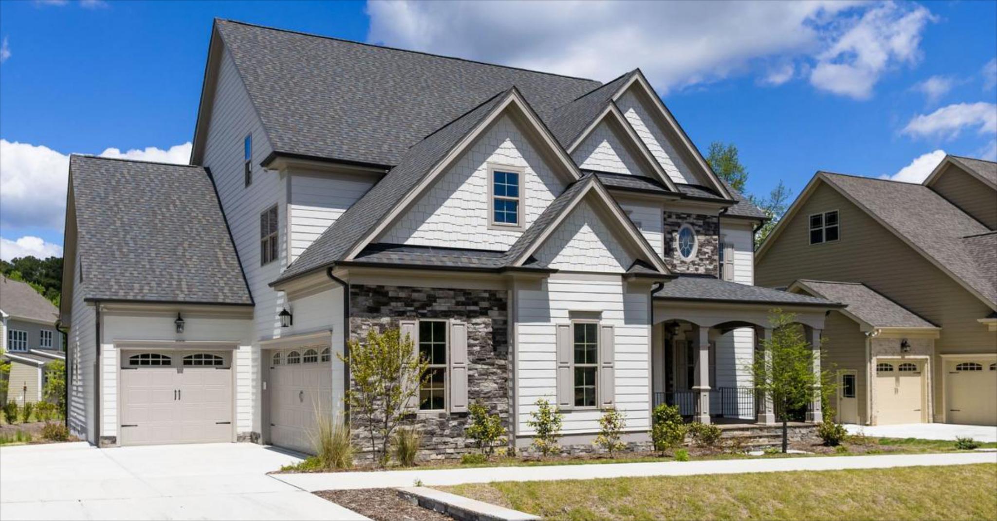 Straight Line Roofing & Siding Inc. Facebook ad