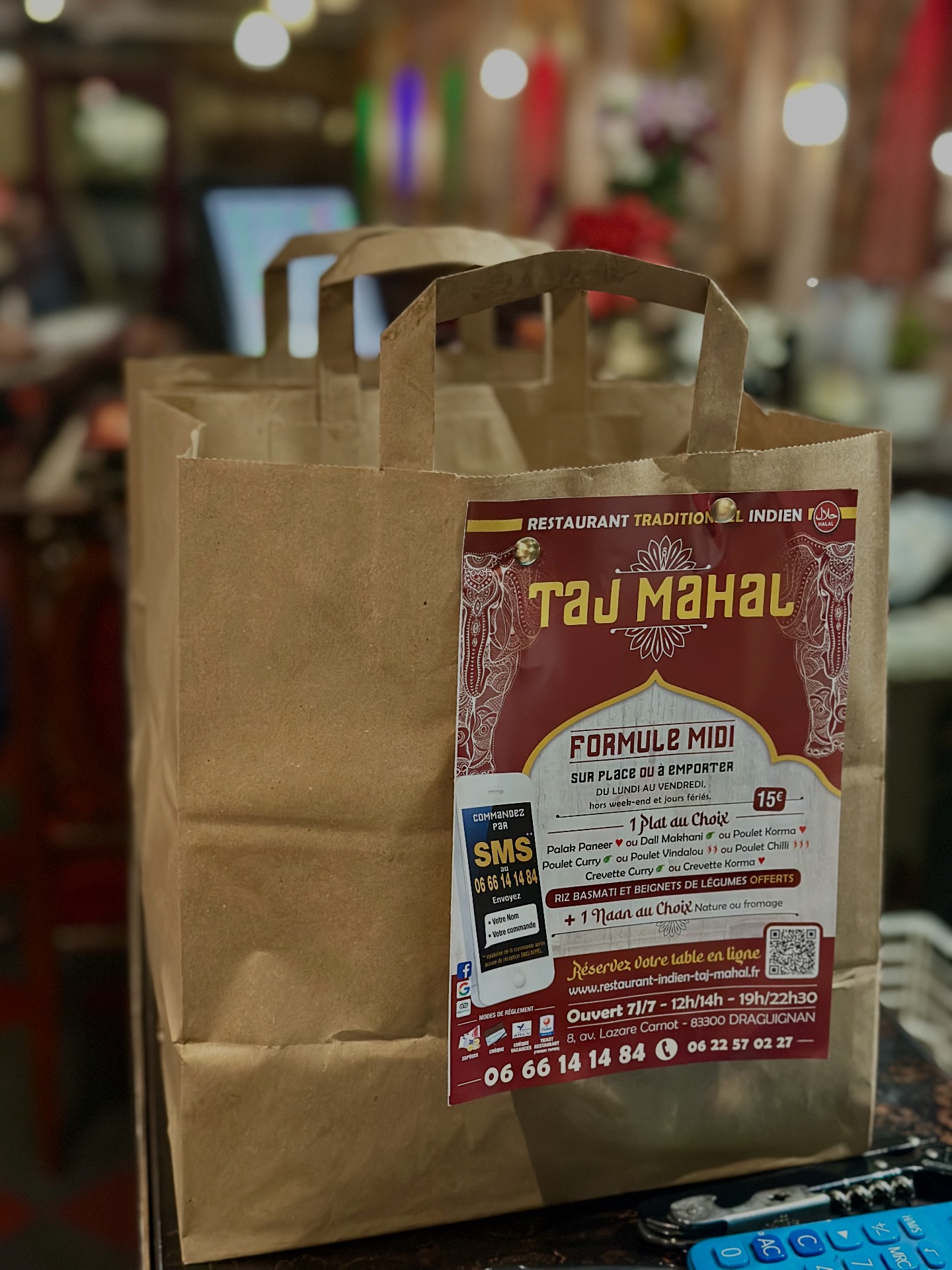 Taj Mahal Draguignan Facebook ad: Plus que des plats, une tradition à emporter.