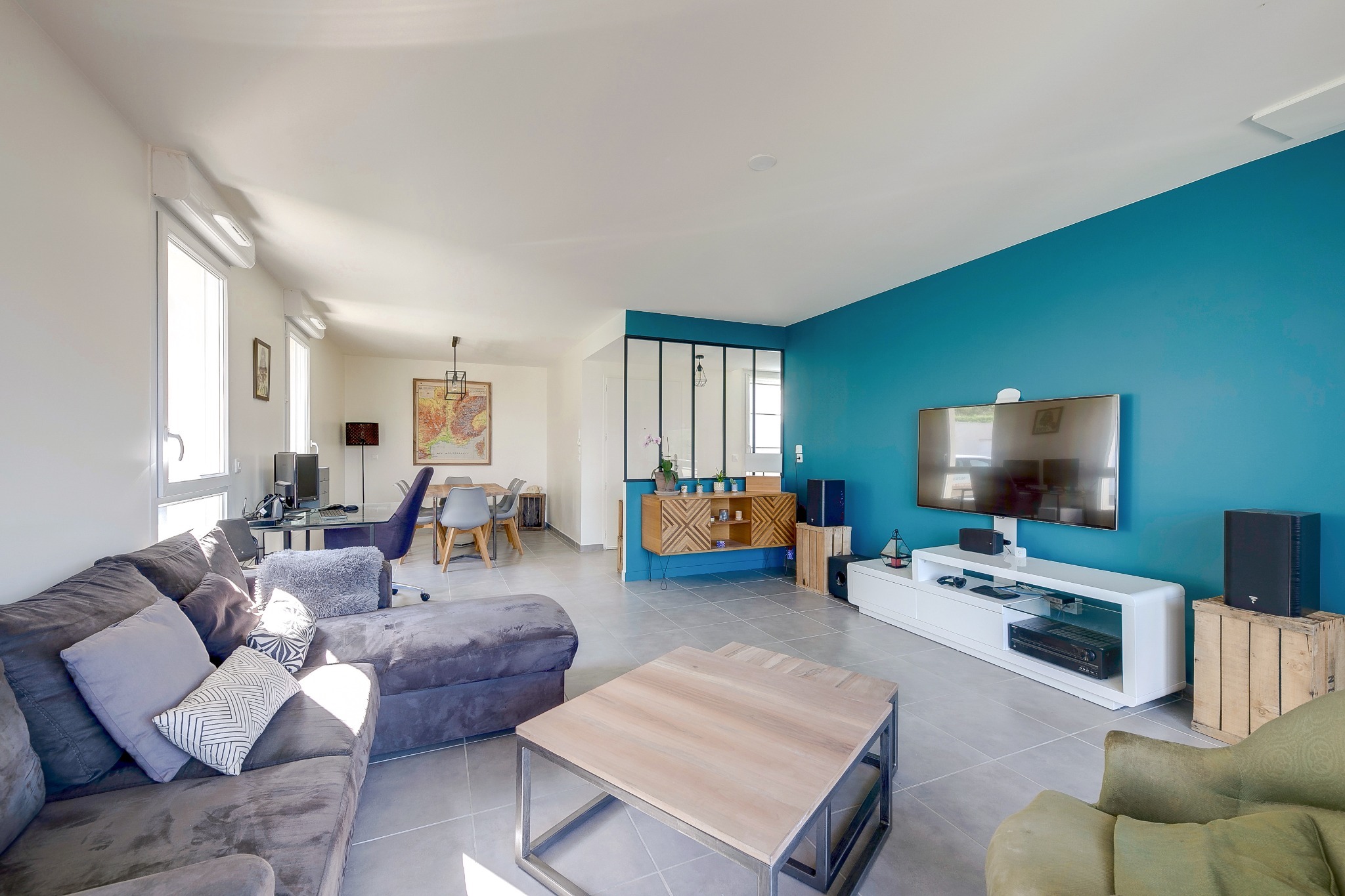 La Maison Des Travaux Facebook ad: Nous sélectionnons pour vous les artisans qu'il vous…
