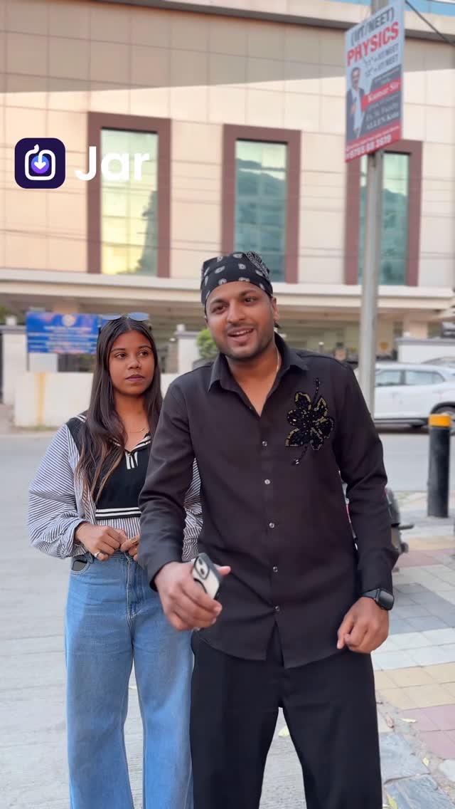 Aakibstarr Facebook ad: are me hona bhai