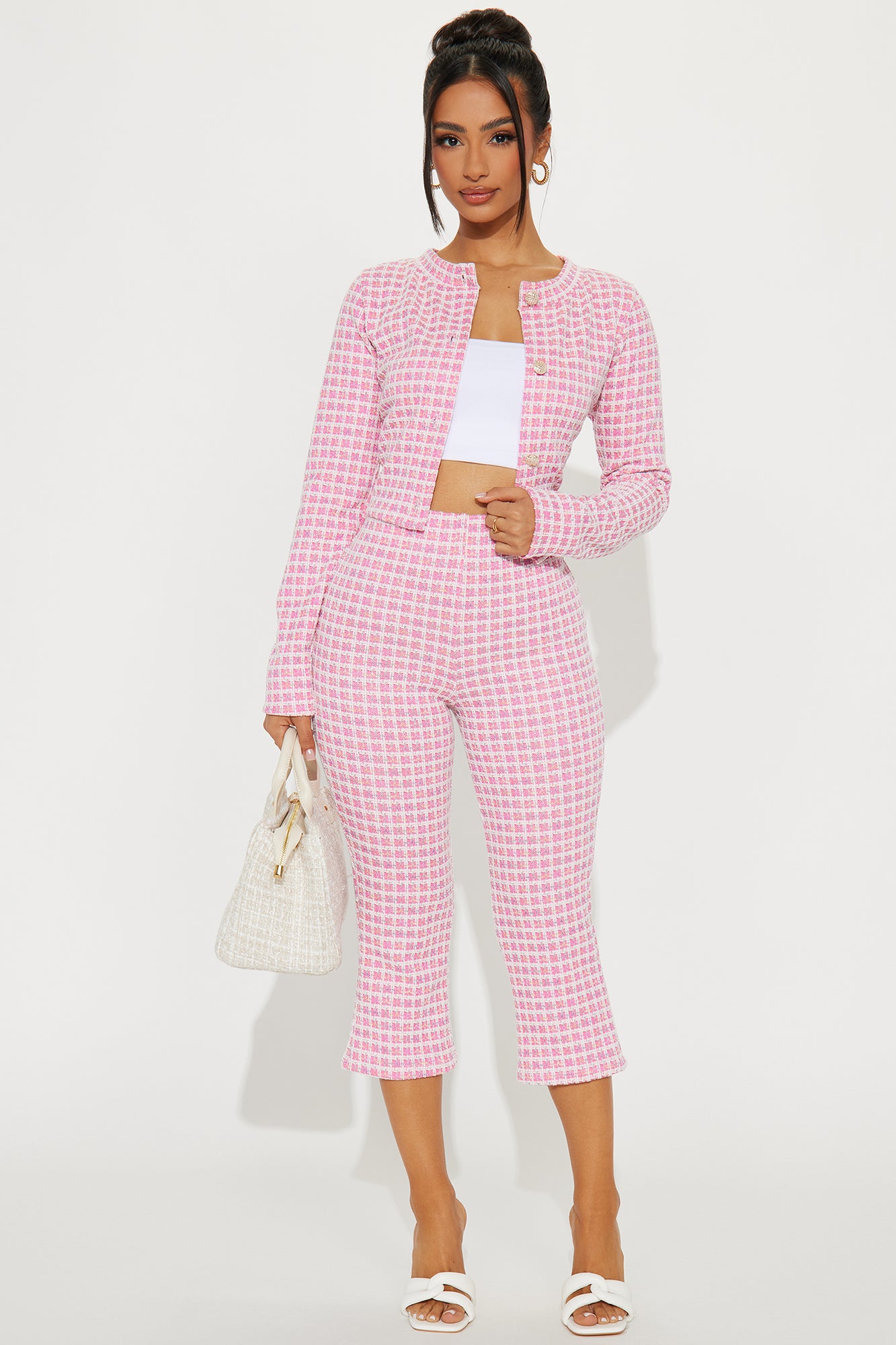 Fashion Nova Facebook ad