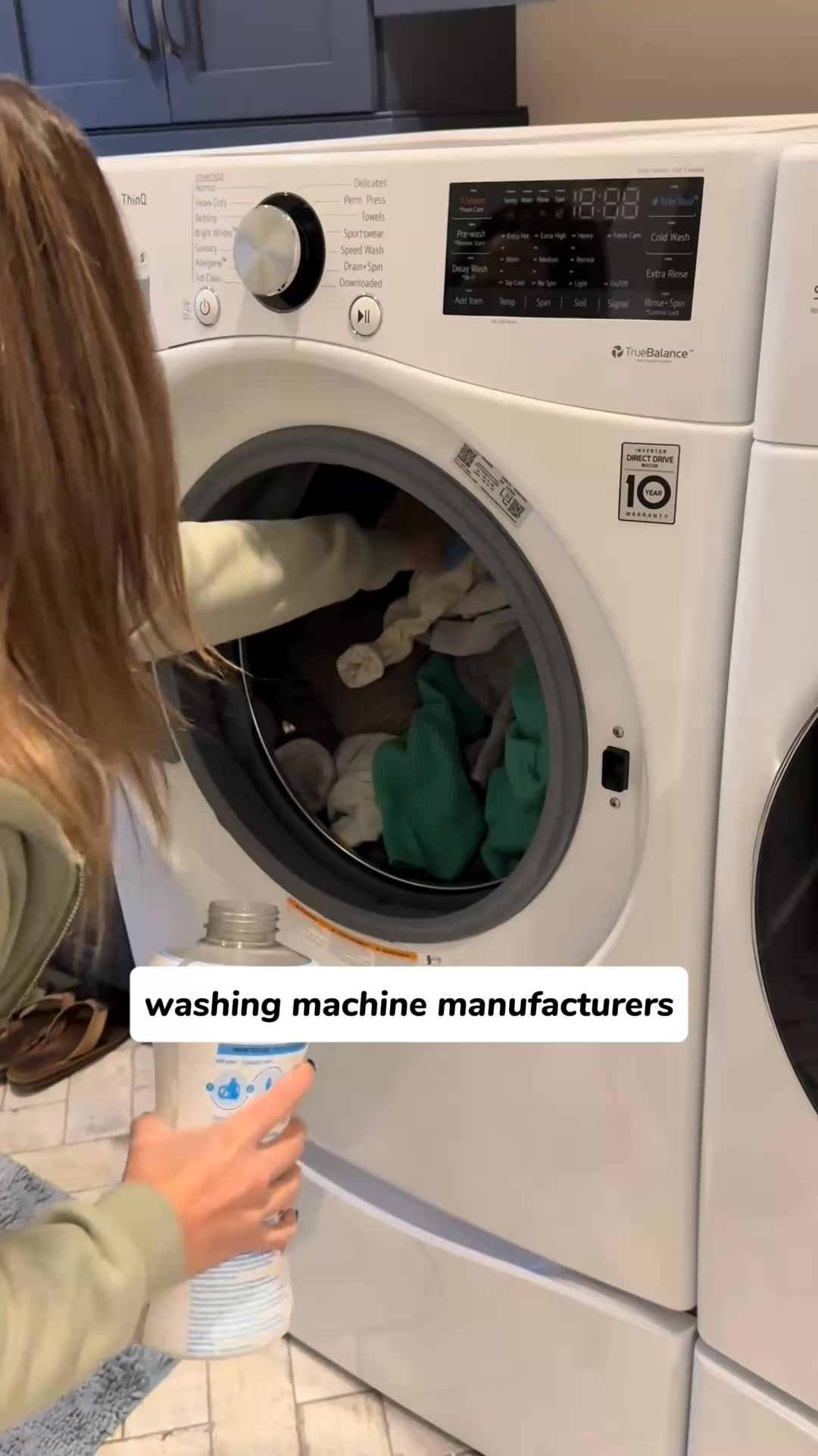 K9Clean Facebook ad: Pet Hair in Laundry? Solve It with K9Clean