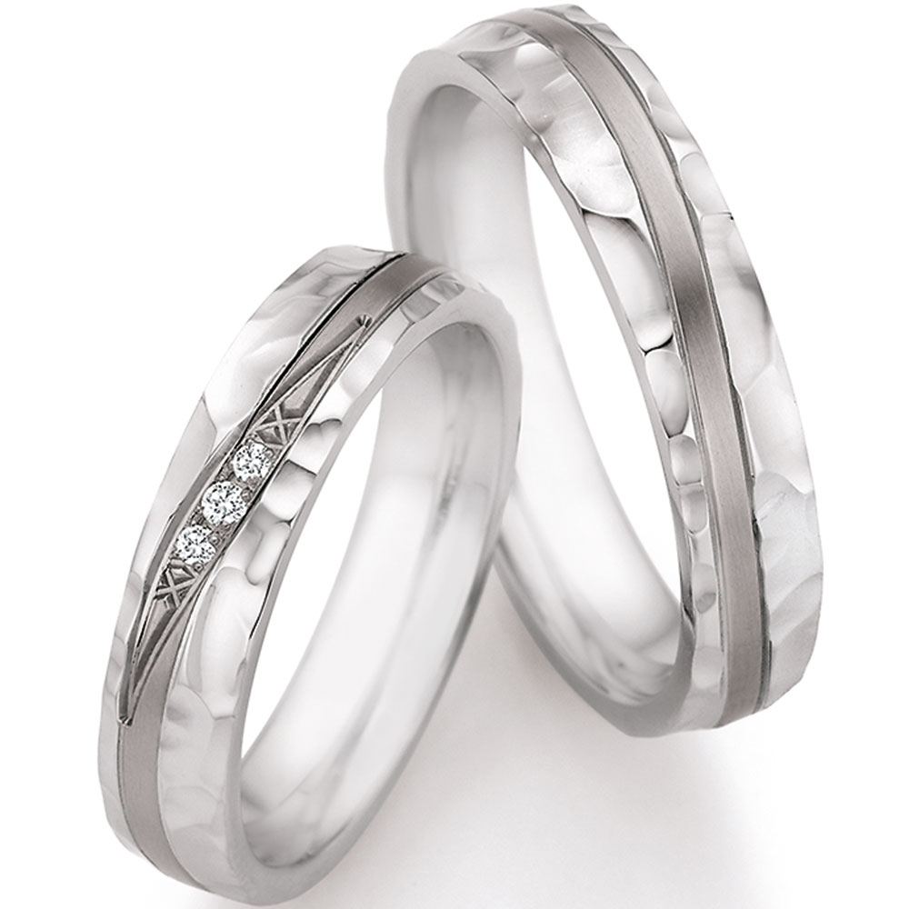 Ringladen Facebook ad: Eure Ringe, eure Liebe, für den schönsten Moment…