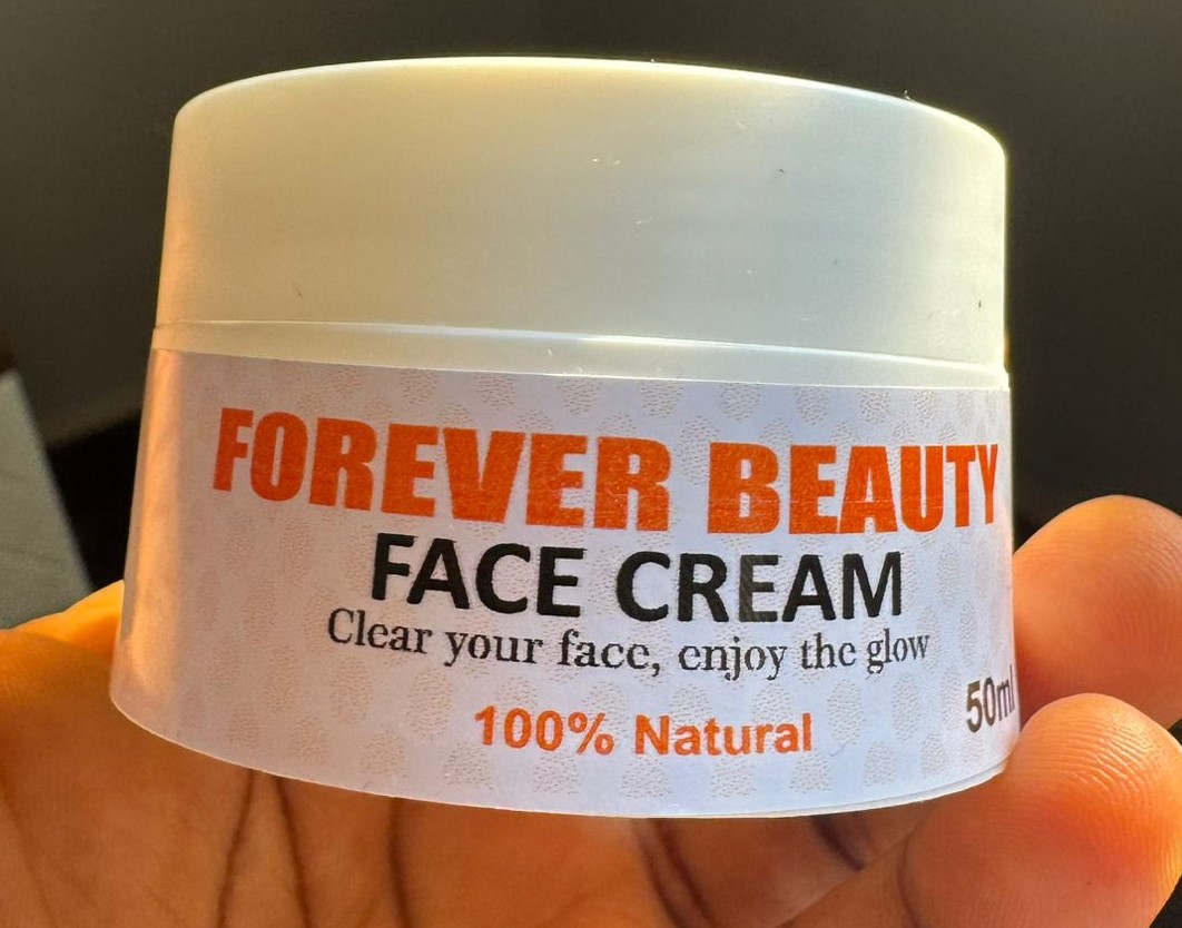 Forever Beauty Skincare Facebook ad: New Natural Anti-Aging Face Cream