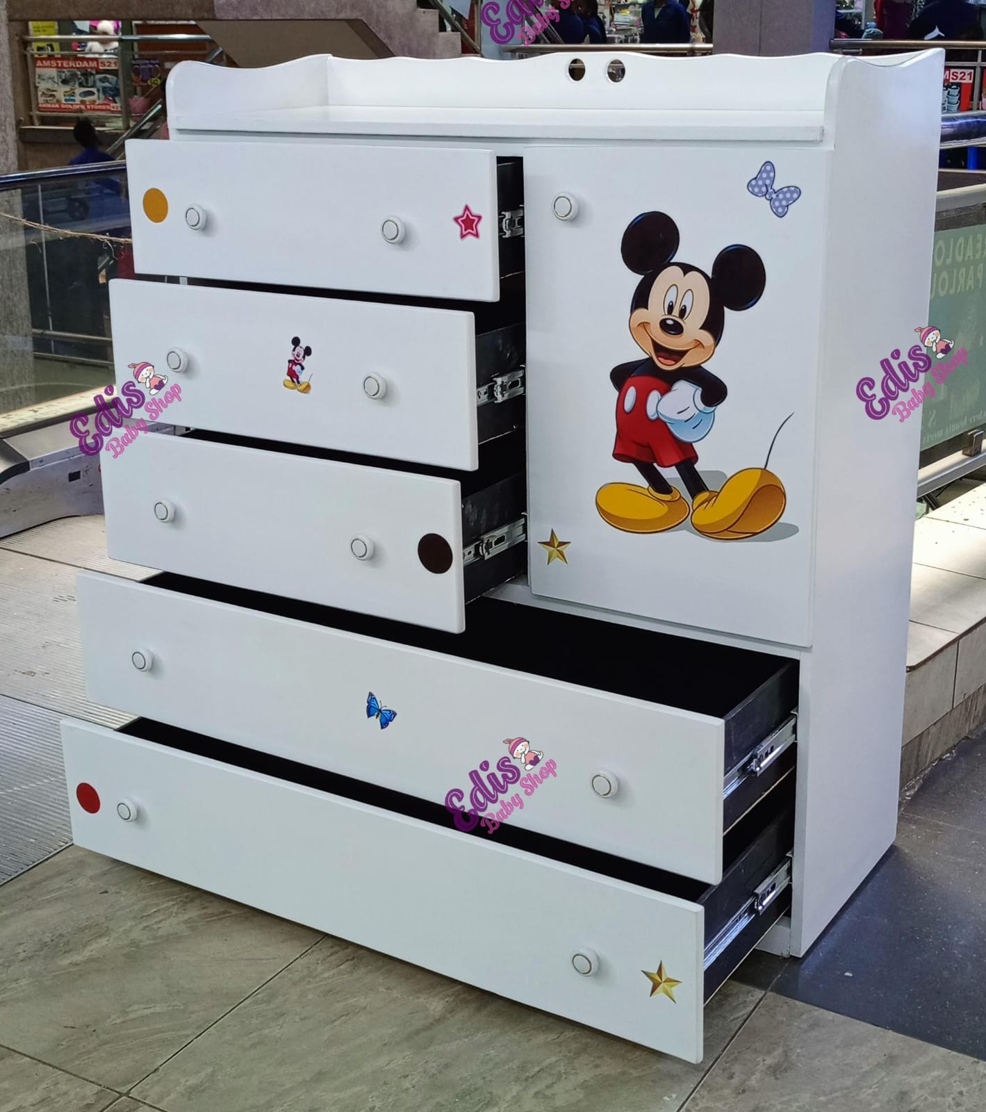 EDIS BABY SHOP Facebook ad: 𝗞𝗶𝗻𝗴𝘀𝗶𝘇𝗲 & 𝗠𝗲𝗱𝗶𝘂𝗺 𝗦𝗶𝘇𝗲 𝗗𝗿𝗮𝘄𝗲𝗿…