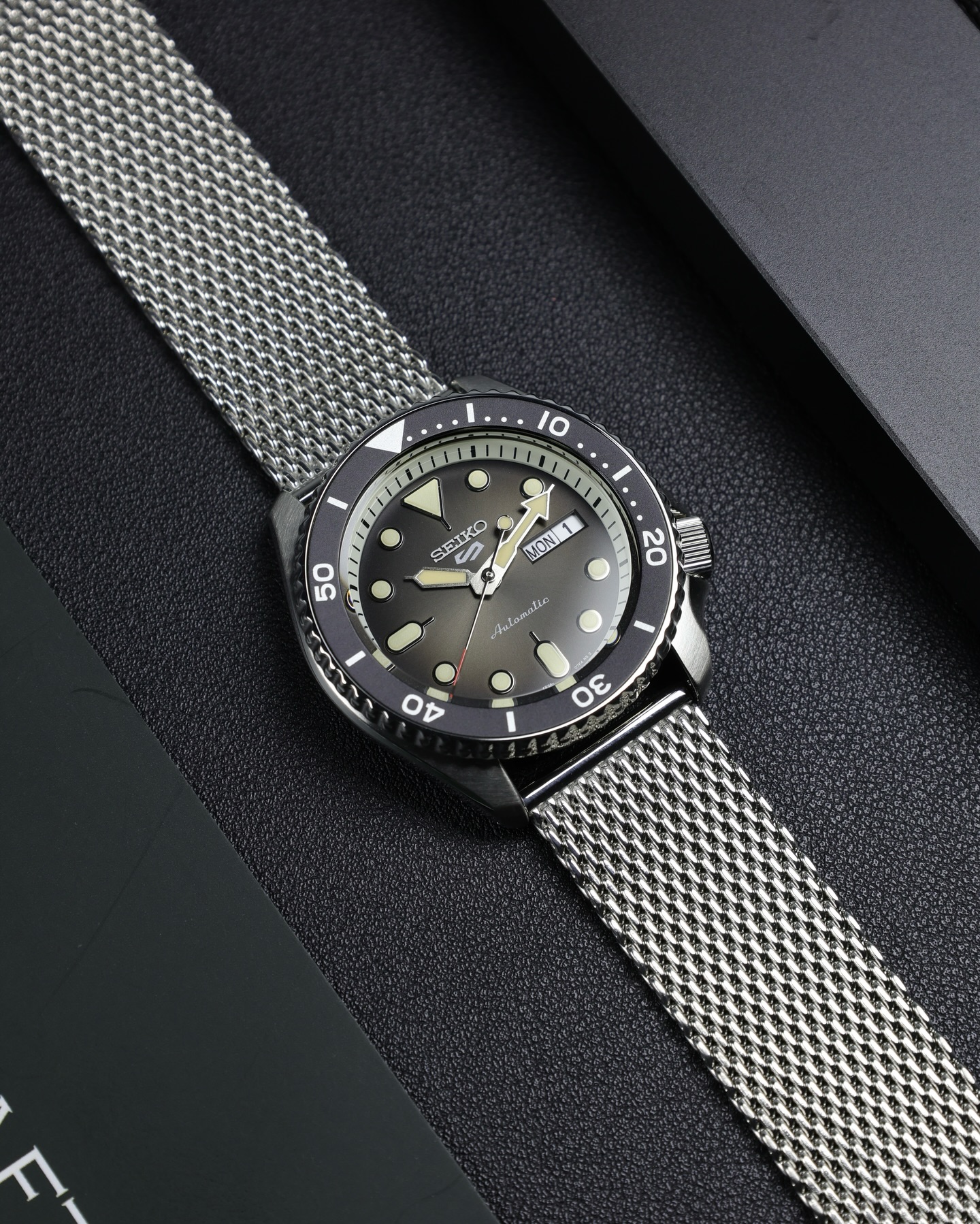 Time Crafted Facebook ad: Seiko 5 Sports SRPD73K1